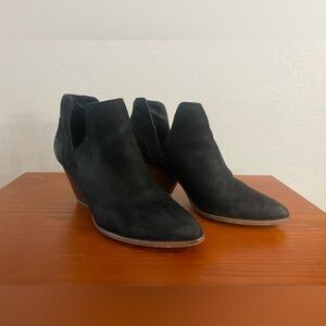 FRYE women’s suede ankle boots